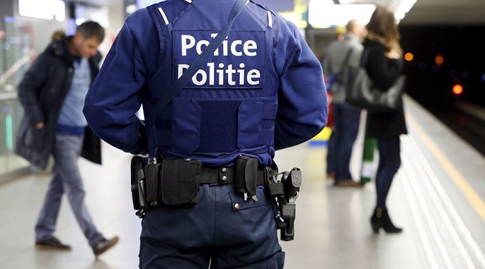 Belgian immigration police caught in scandal